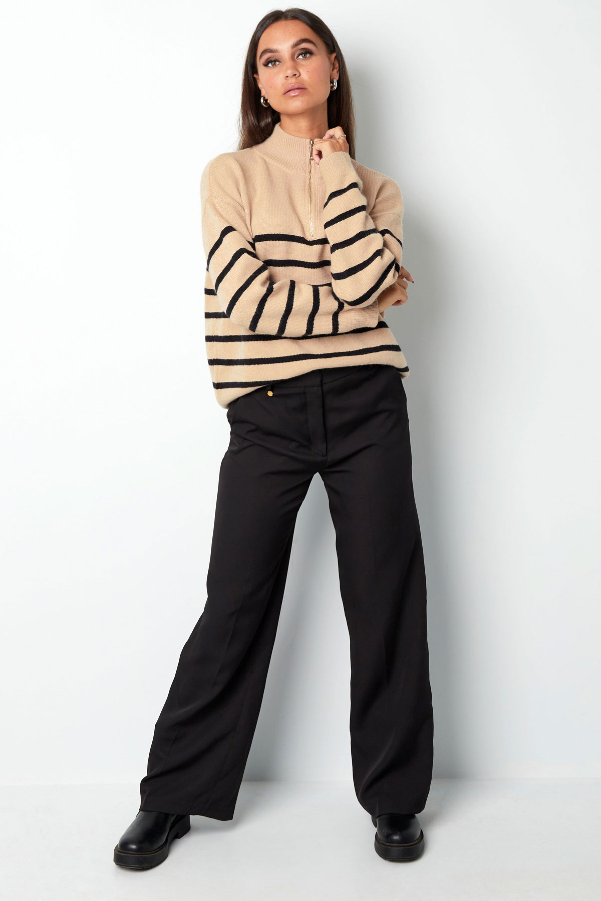 Knitted sweater stripes with zipper - black beige - SM Picture8